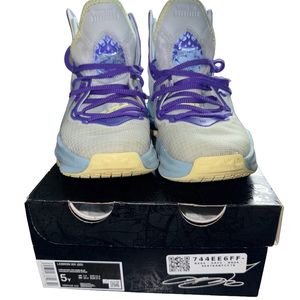 Youth Nike Sneakers
